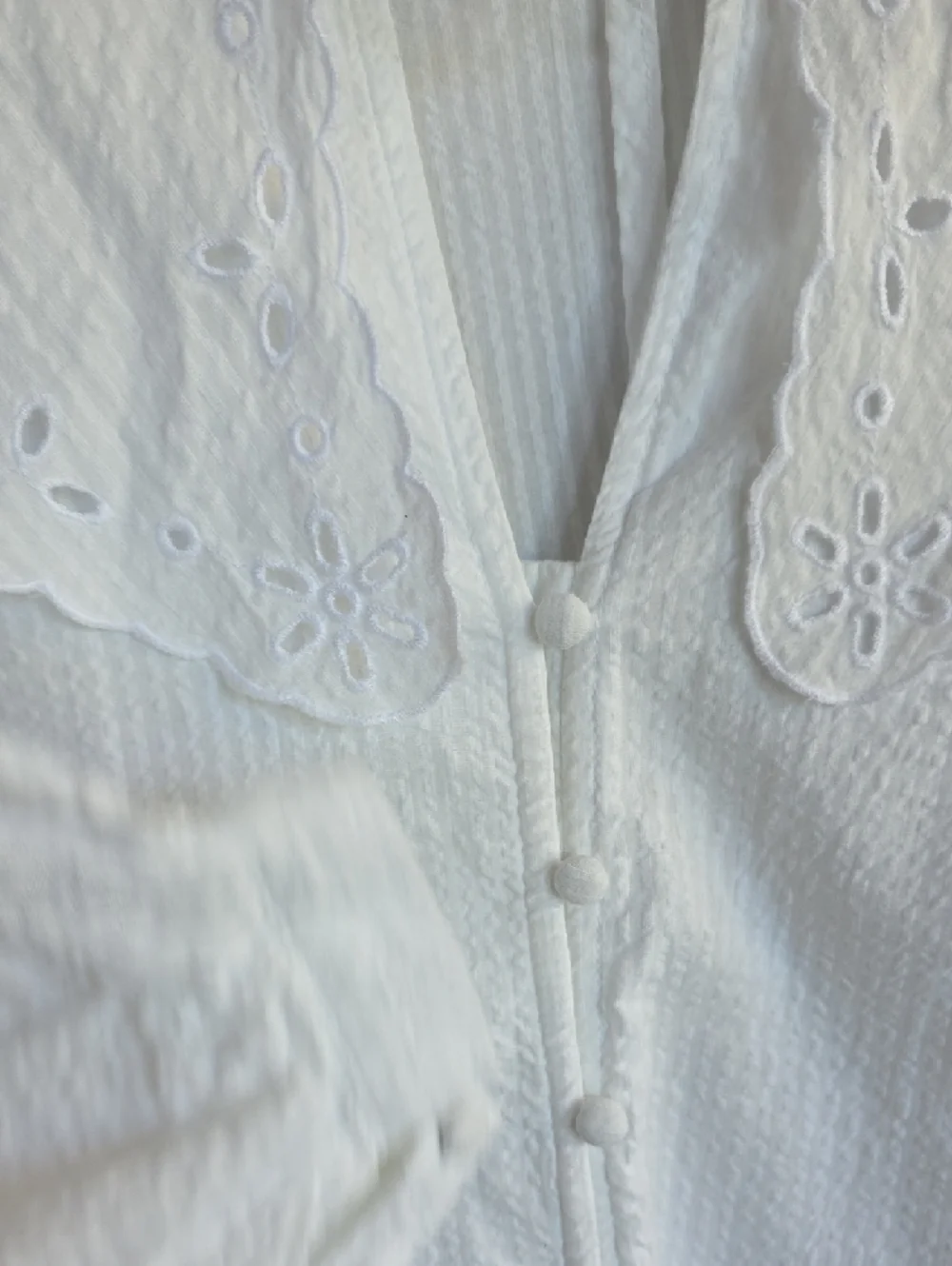 a new day White Eyelet Collar Button-Front Blouse Large - Picture 5 of 9